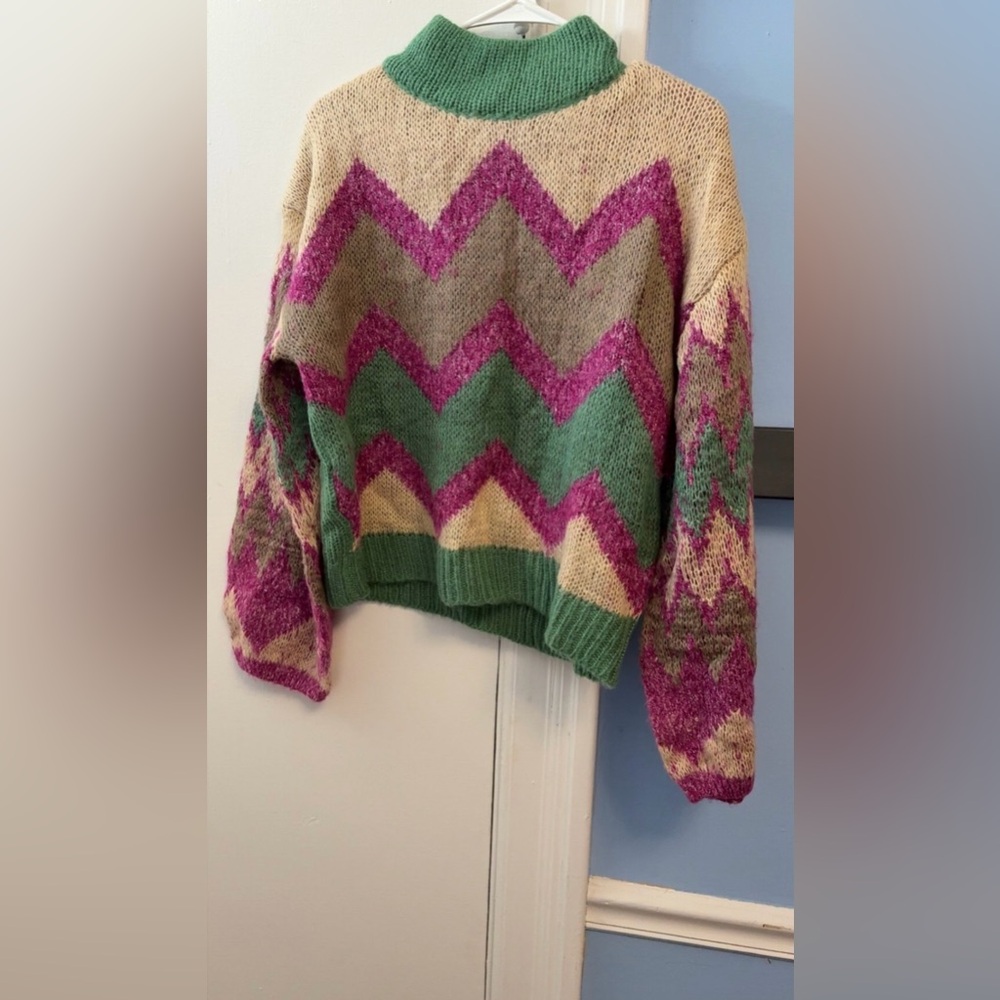Willow Lush Chevron Knit Crewneck Sweater in Pink, Green & Cream